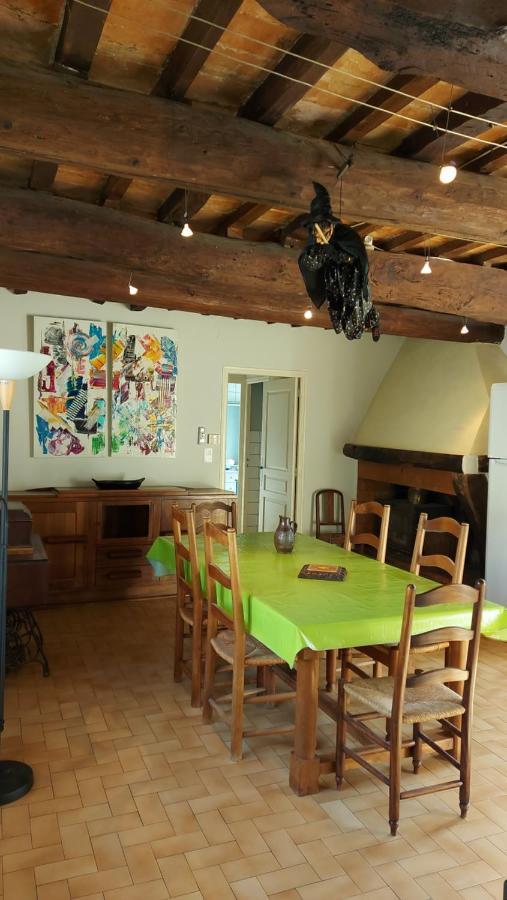 Le Mas Des Sorcieres - Maison D'Hotes Valréas Kültér fotó